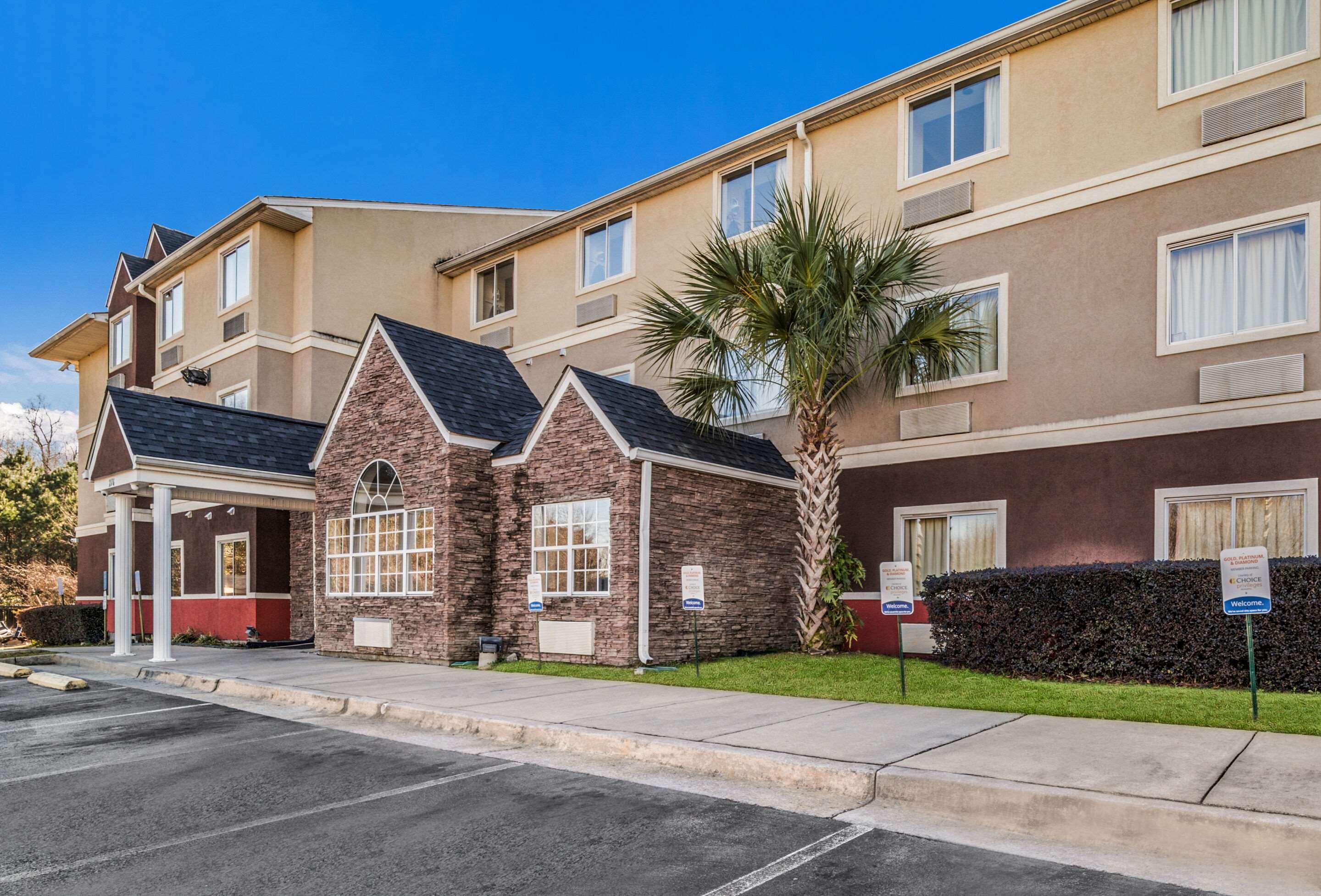 Quality Inn & Suites Augusta Fort Eisenhower Area Εξωτερικό φωτογραφία